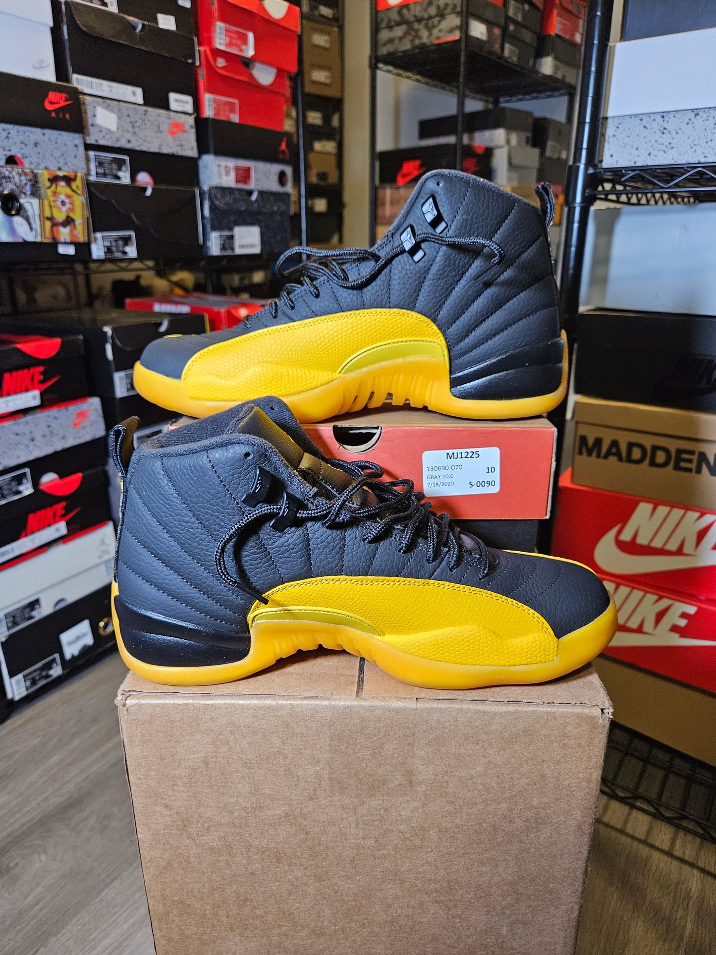 Size 10 - AJ 12 Retro University Gold 2020