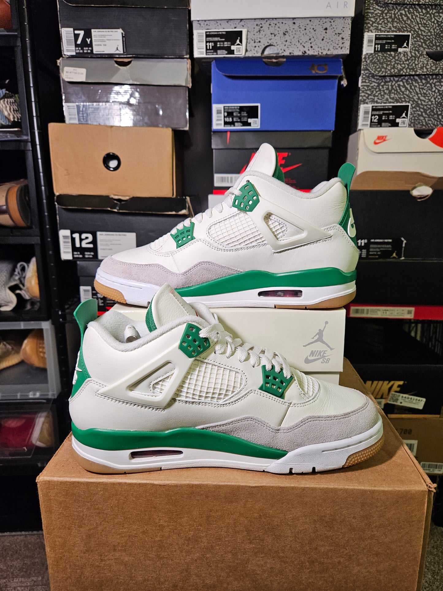 Size 9 - AJ 4 Retro SP x Nike SB Mid Pine Green