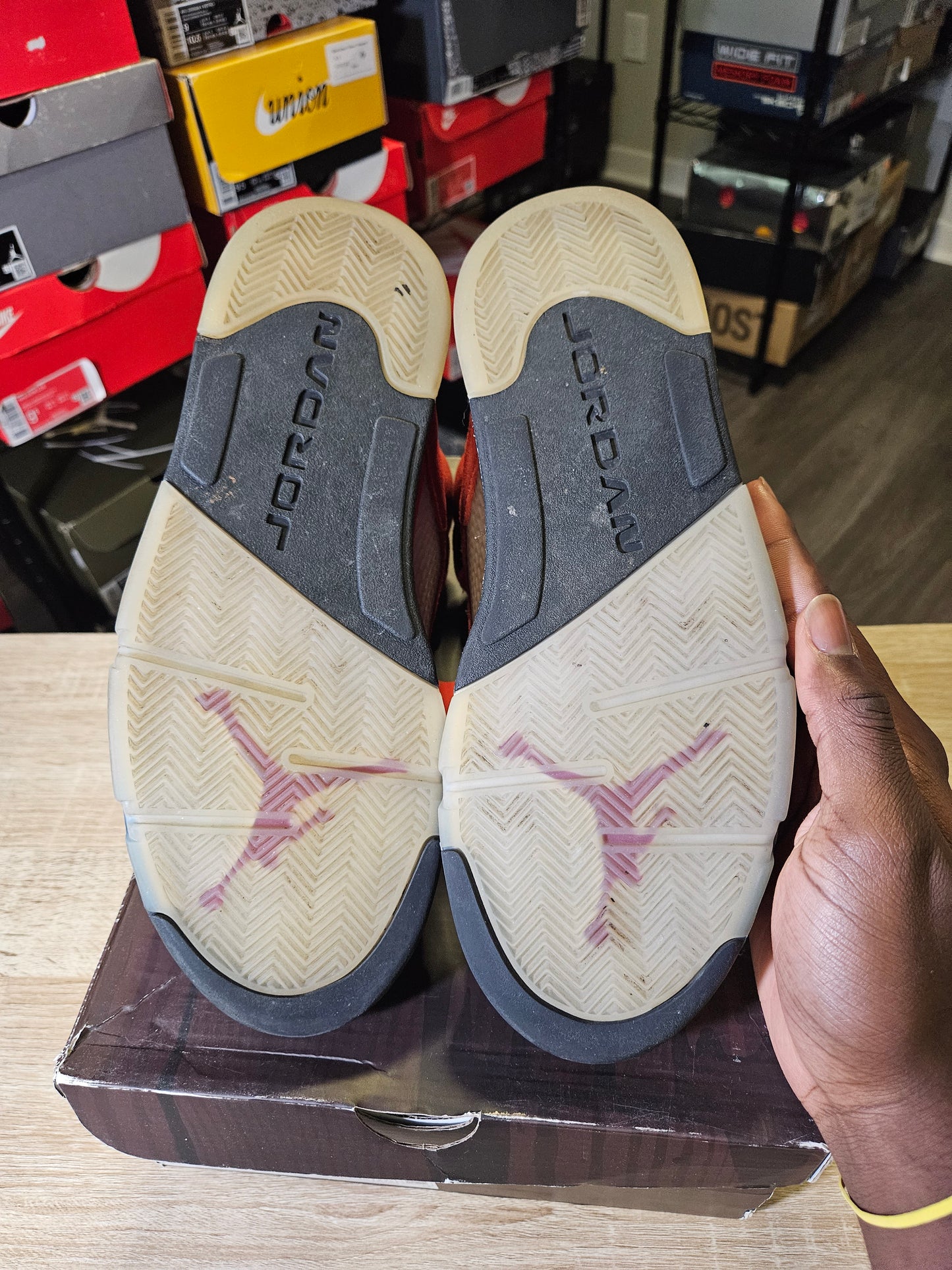 Size 9.5 - AJ 5 Retro Mid Raging Bull
