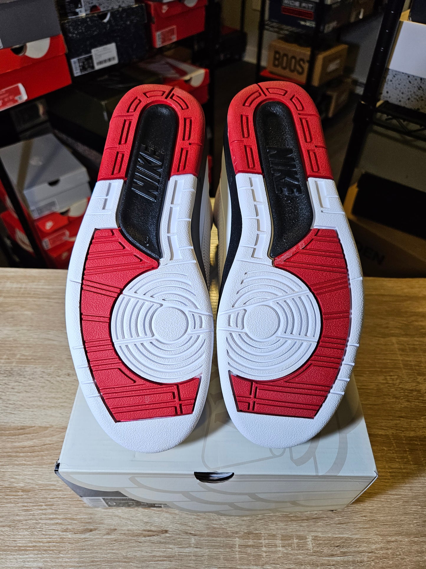 Size 9 - AJ 2 Retro Mid Chicago