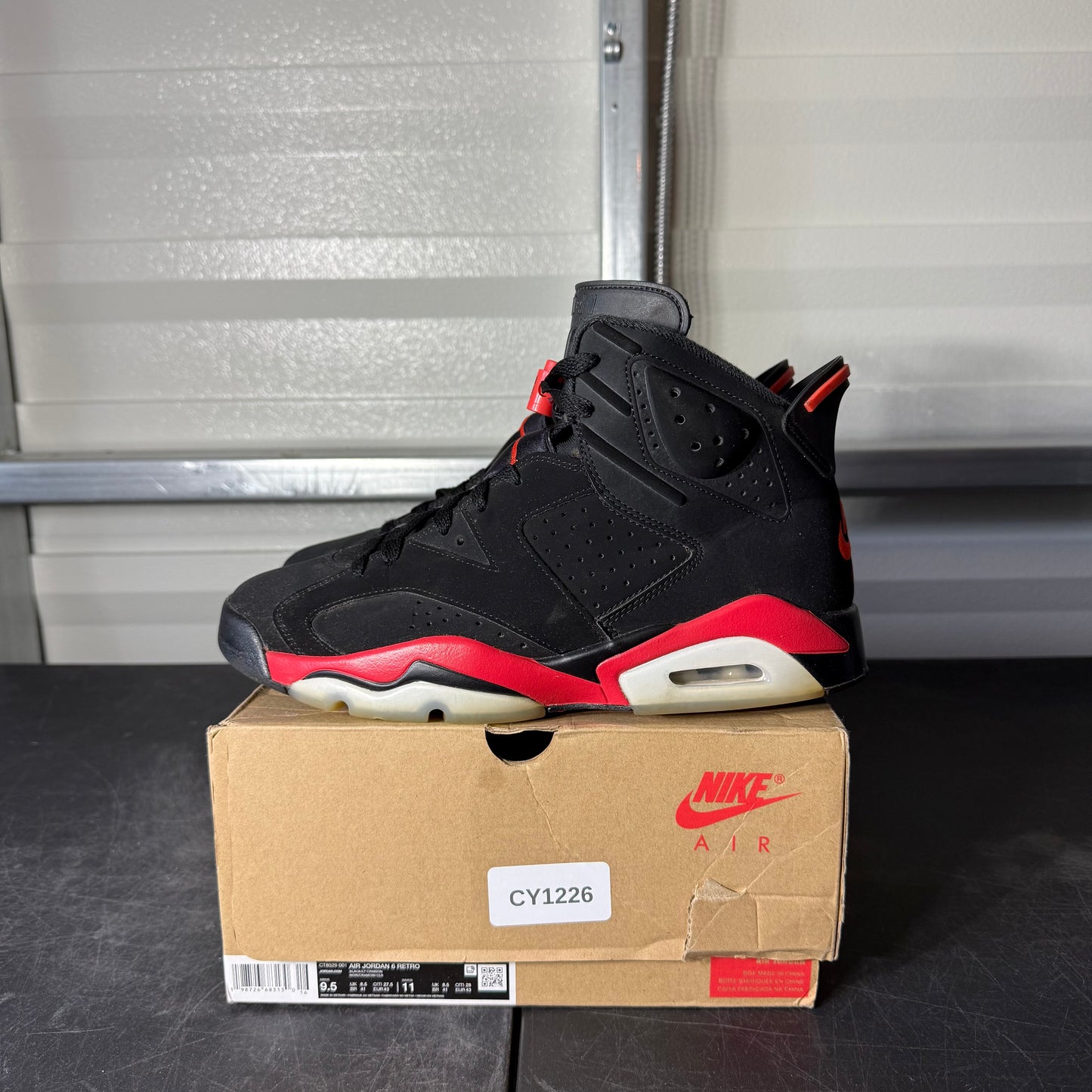 Size 9.5 - AJ 6 Infrared