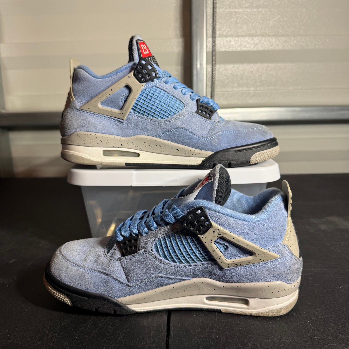 Size 8.5 - AJ 4 UNC