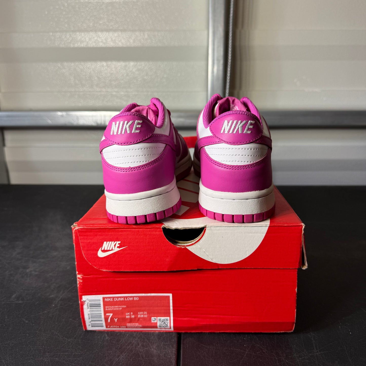 Size 7Y - Dunk Low Fuchsia