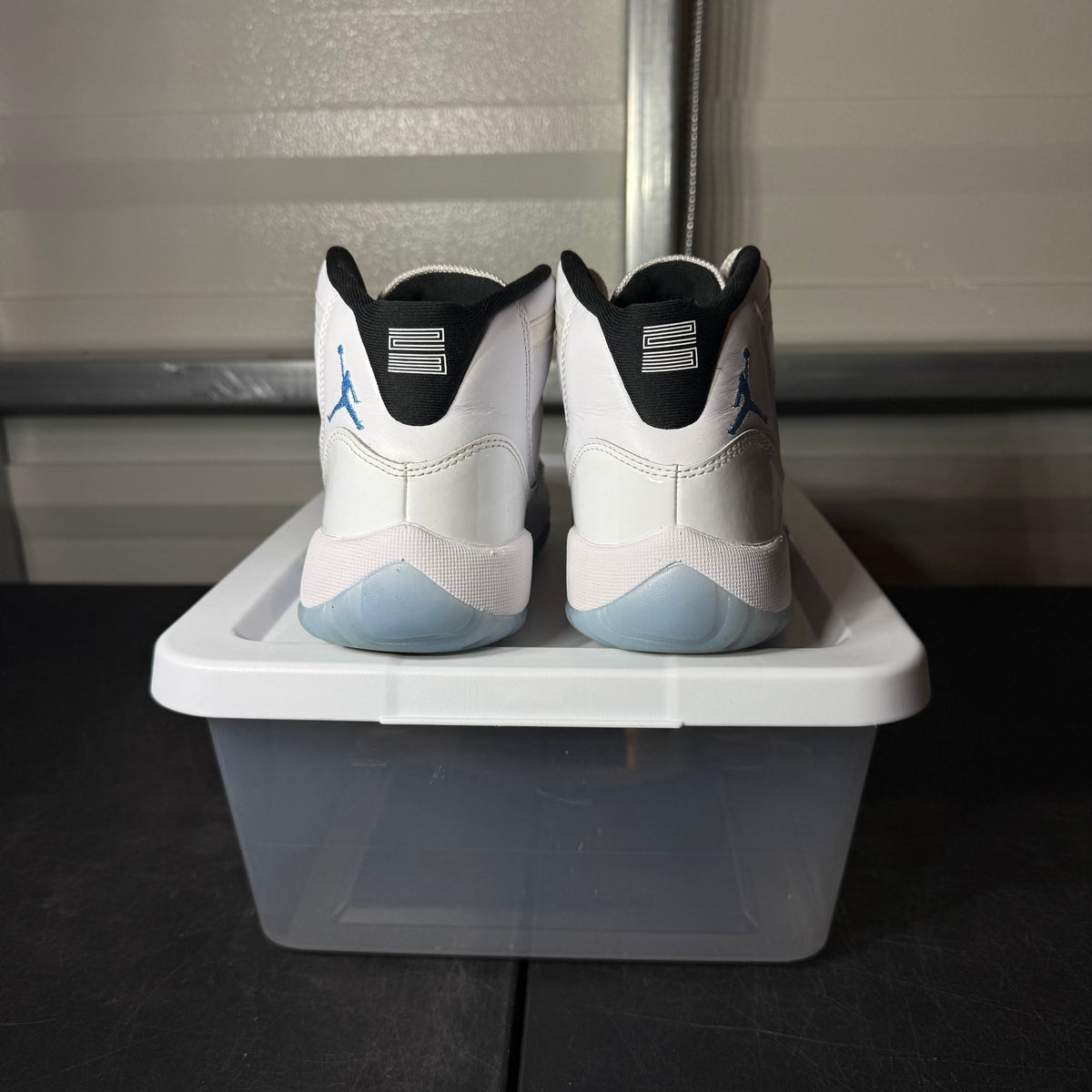 Size 7Y - AJ 11 Legend