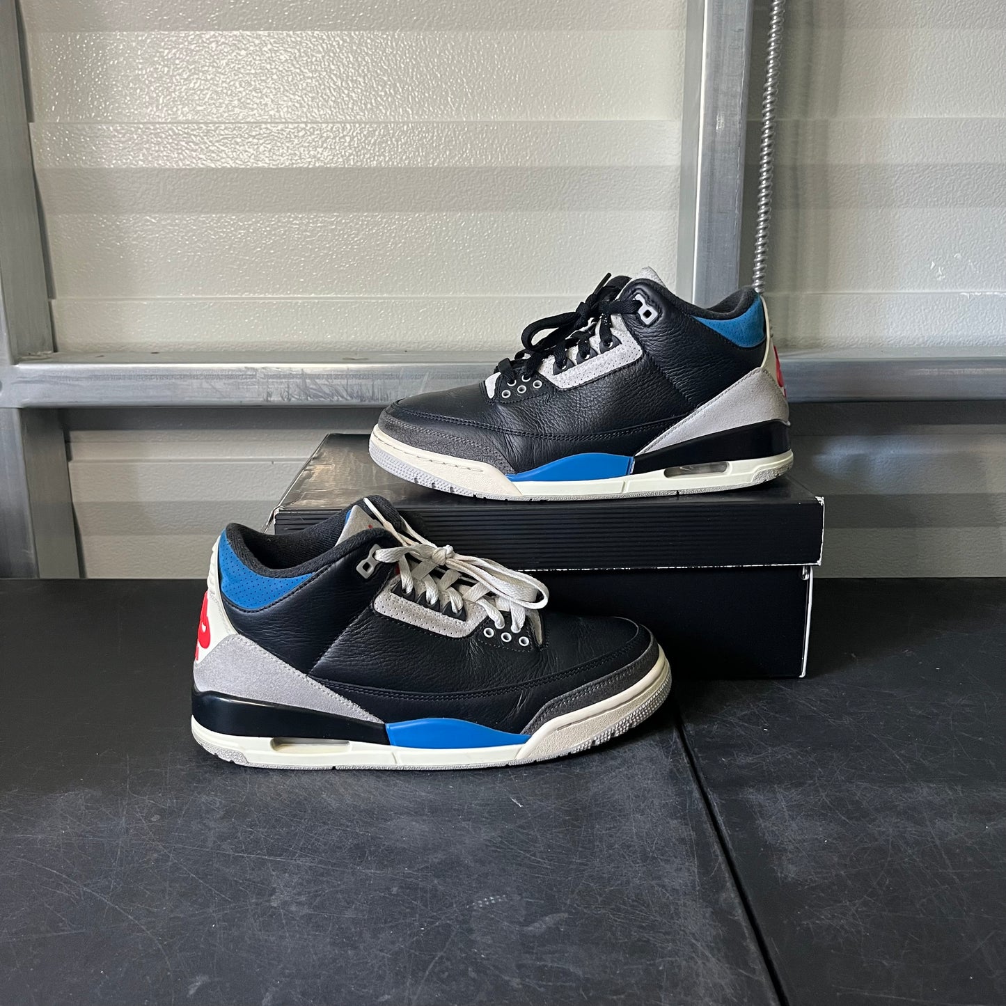 Size 8 - AJ 3 Rare Air
