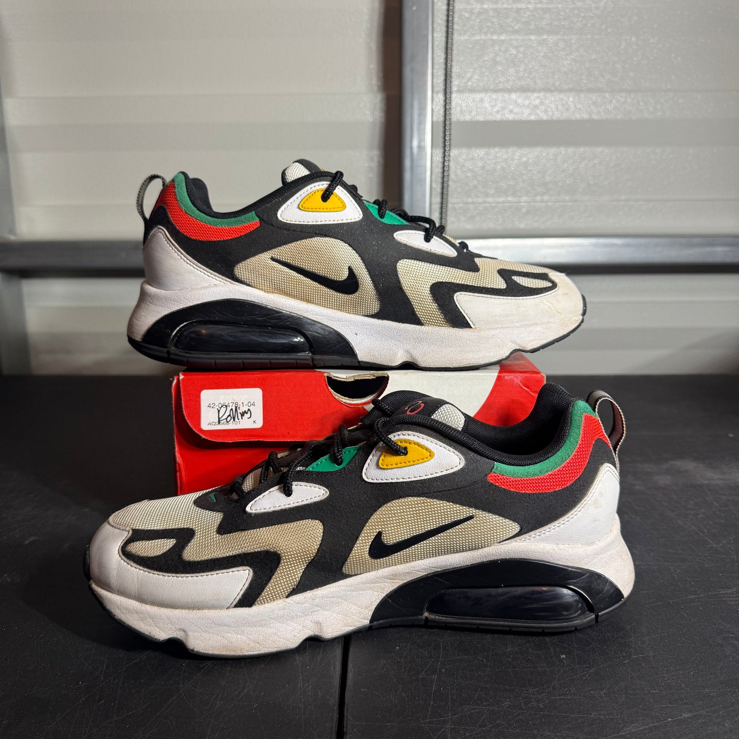 Size 10.5 - Air Max 200 Rasta