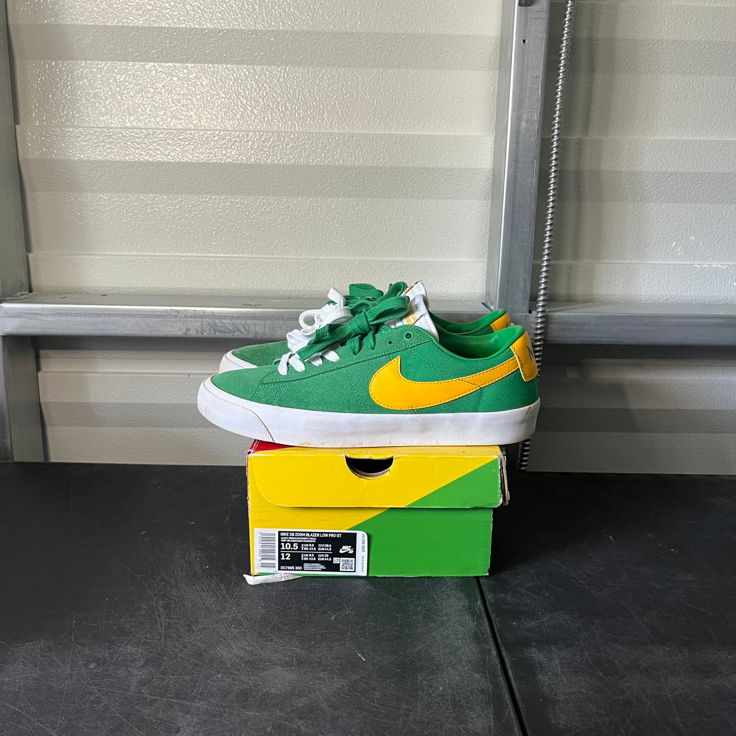 Size 10.5 - Nike Blazer Low Lucky Green University Gold
