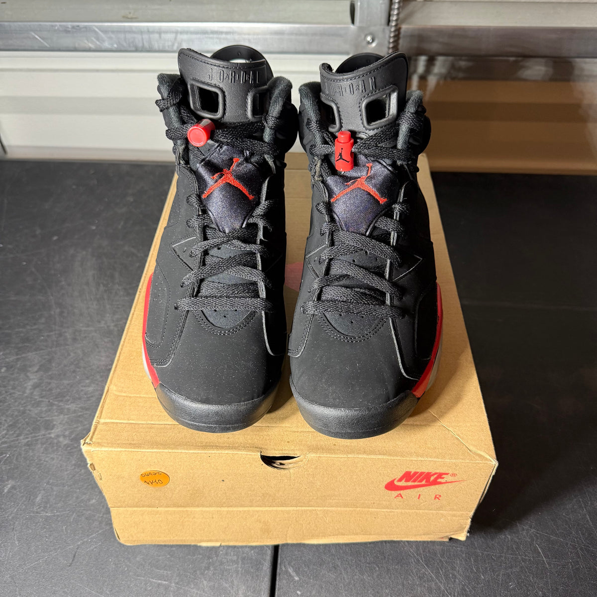 Size 8 - AJ 6 Infrared