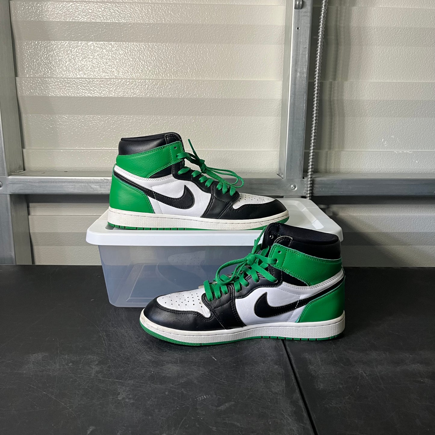 Size 10.5 - AJ 1 Lucky Green