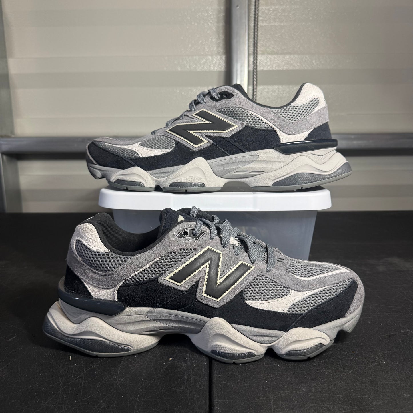 Size 11 - New Balance Black Castlerock