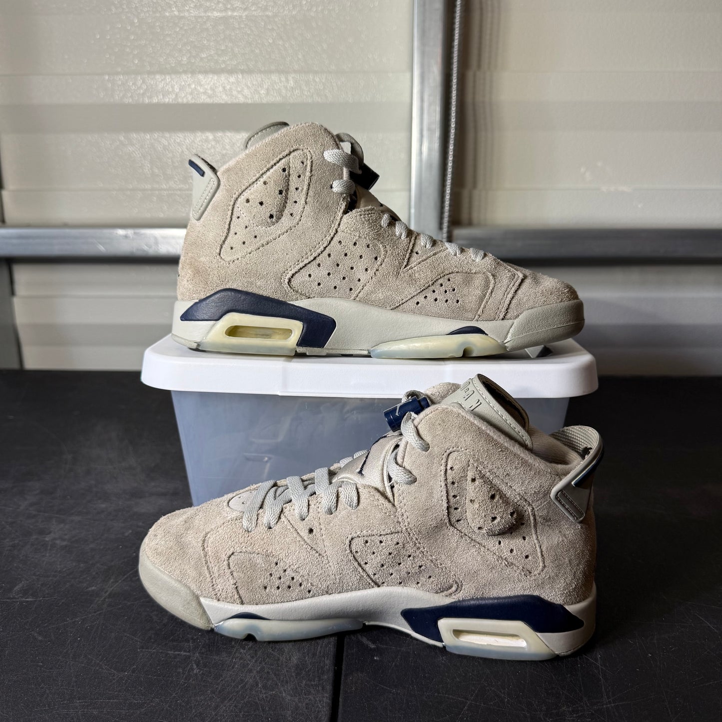 Size 4.5Y - AJ 6 Georgetown