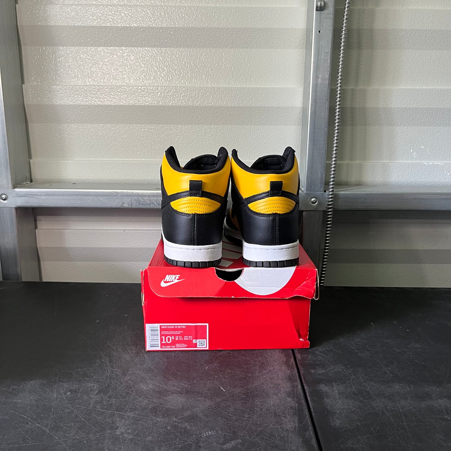 Size 10.5 - Nike Dunk High University Gold