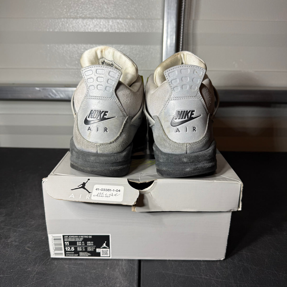 Size 11 - AJ 4 Neon