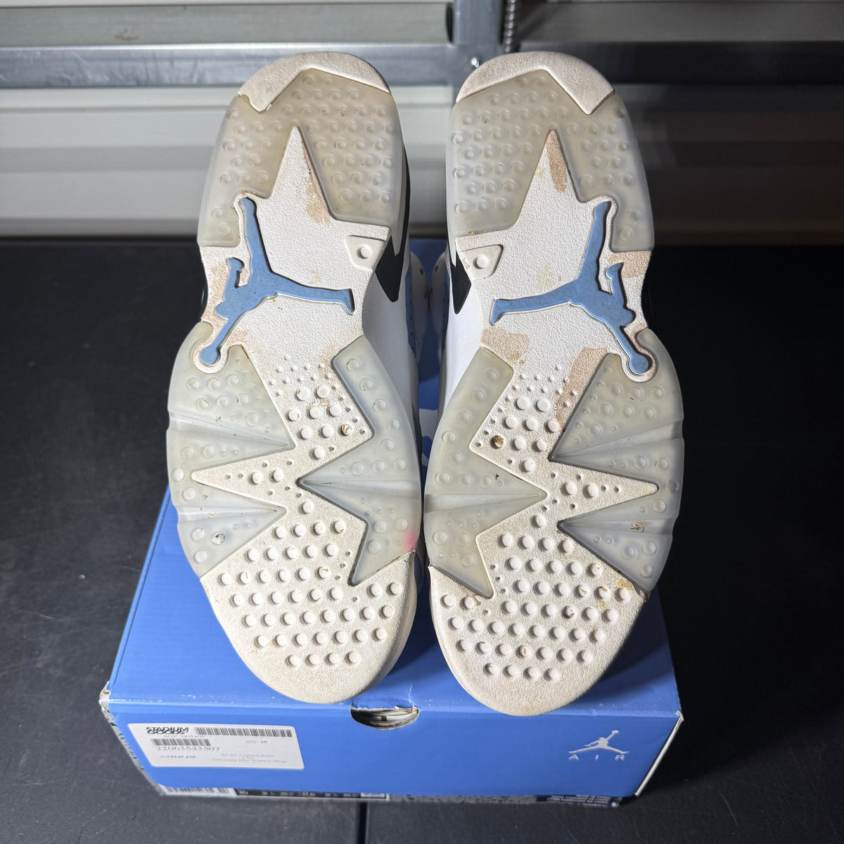 Size 10 - AJ 6 UNC