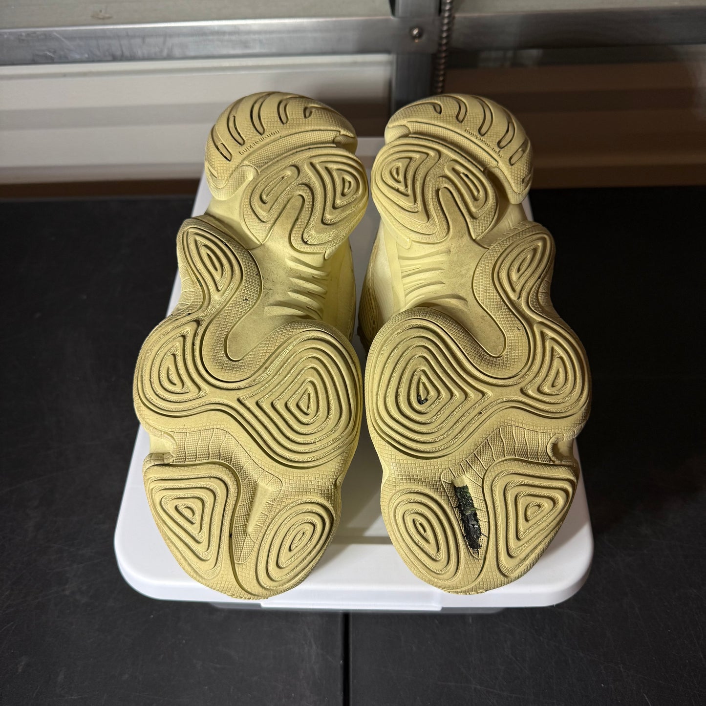 Size 10.5 - Yeezy 500 Moon Yellow