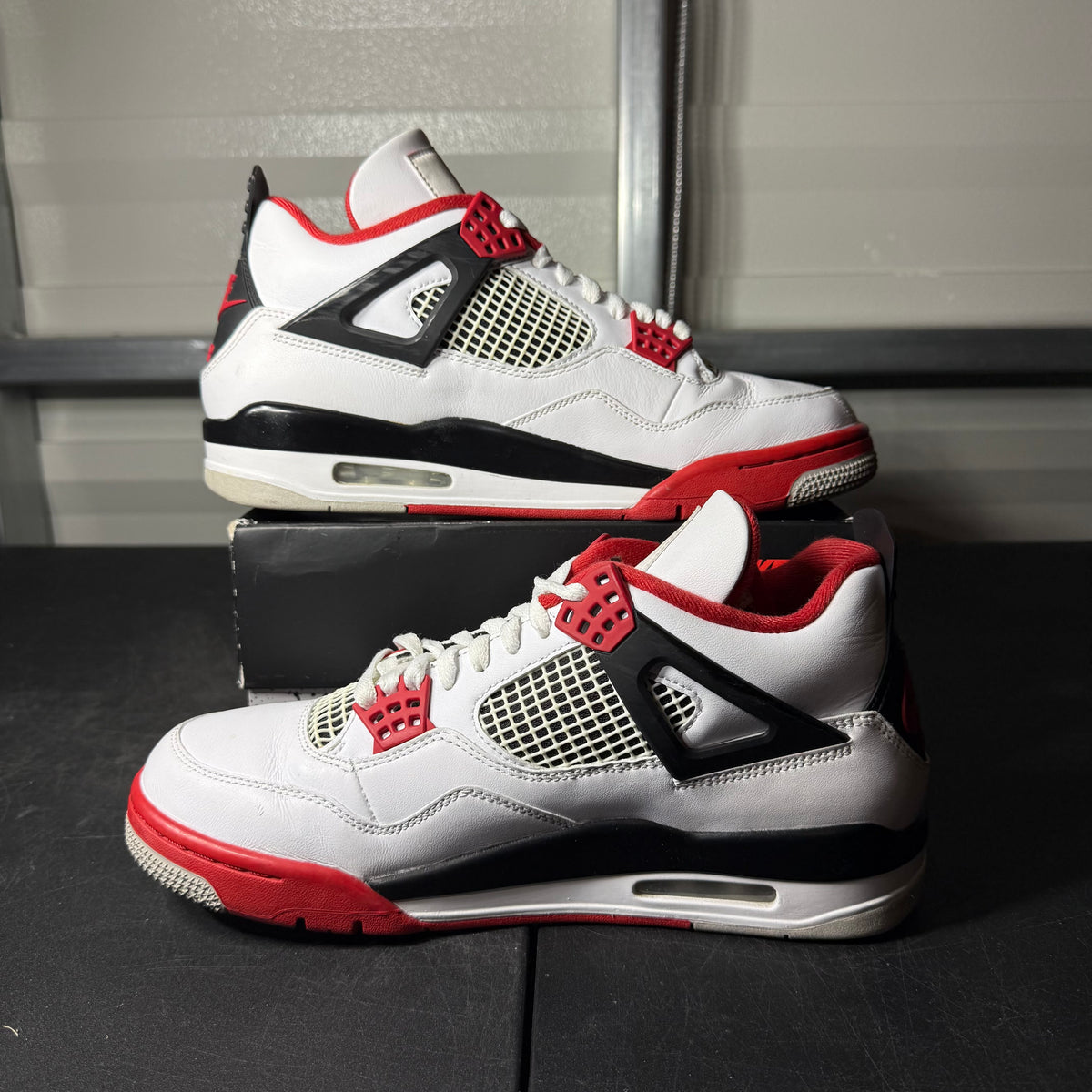 Size 10 - AJ 4 Fire Red