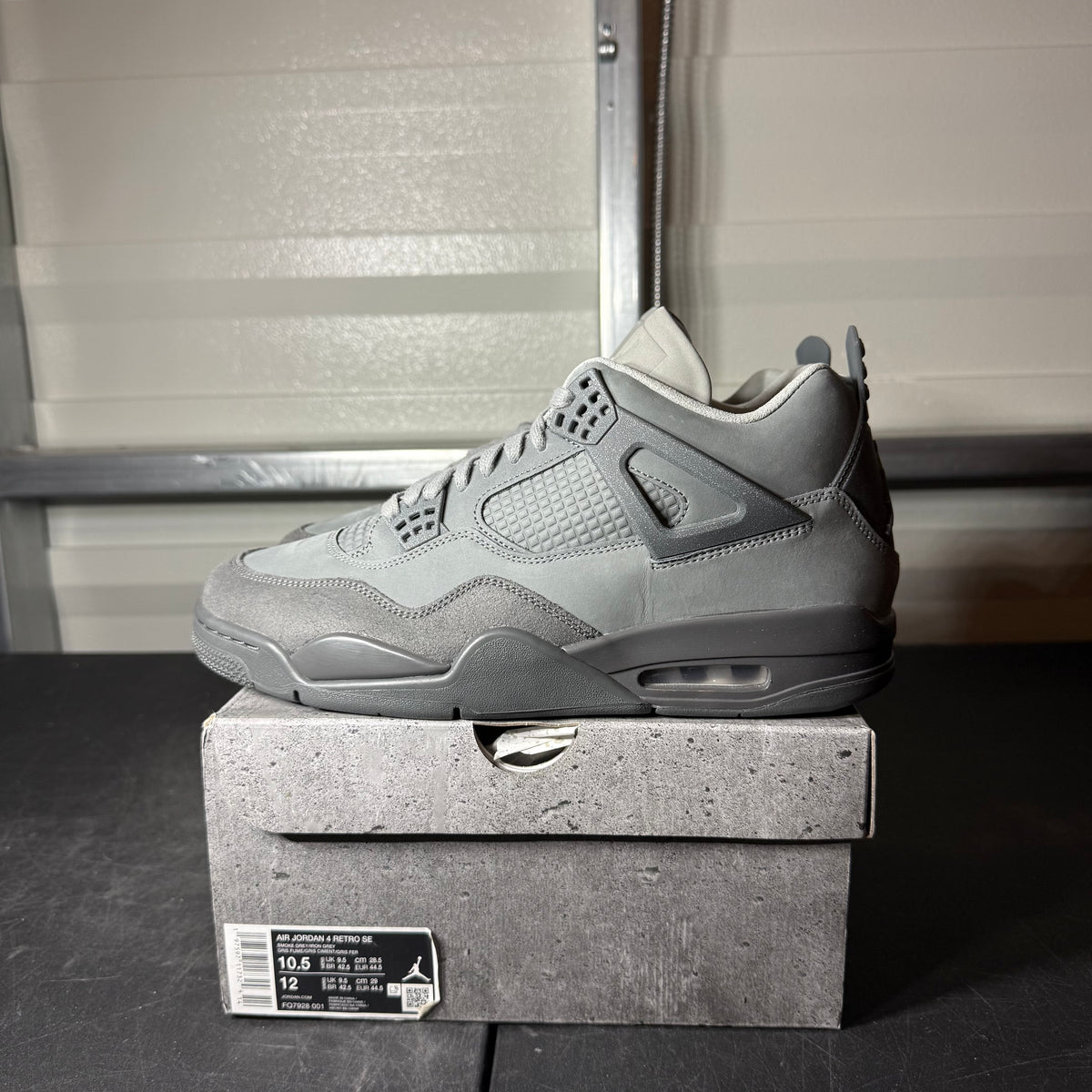 Size 10.5 - AJ 4 Wet Cement