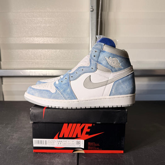 Size 11.5 - AJ 1 Hyper Royal