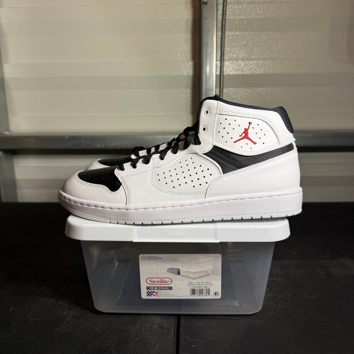 Size 12 - AJ Access White Black