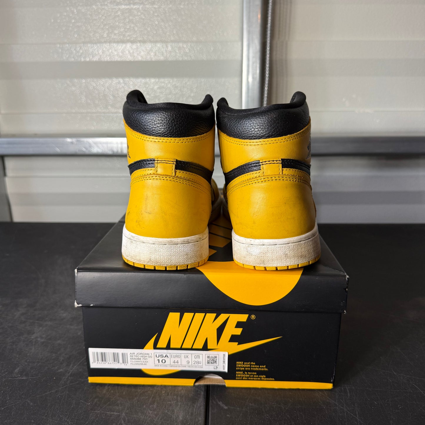 Size 10 - AJ 1 Pollen