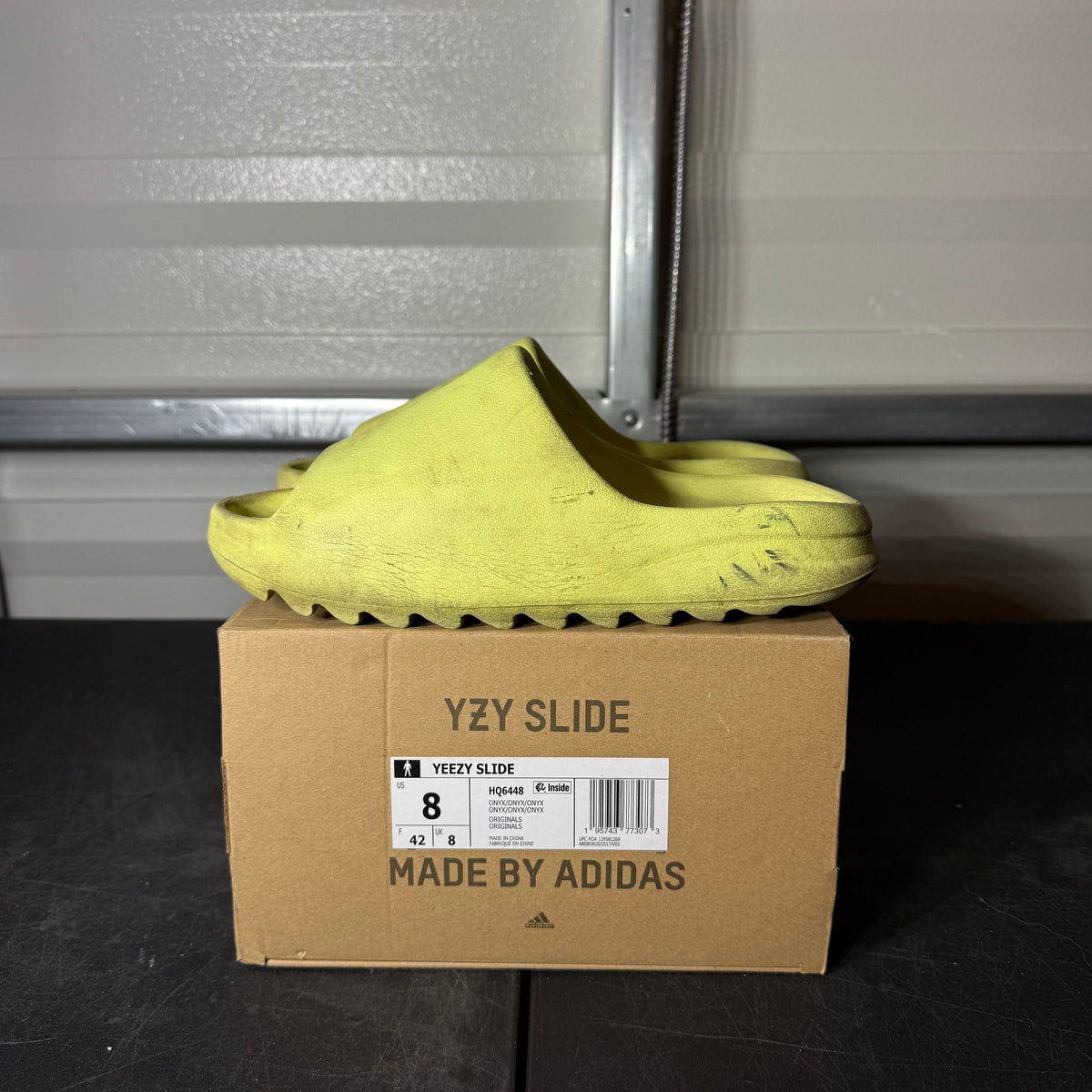 Size 8 - Yeezy Resin Slide