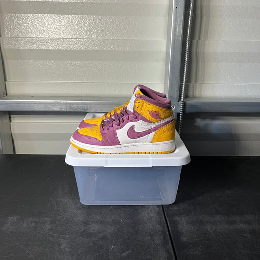 Size 4Y - AJ 1 Brotherhood