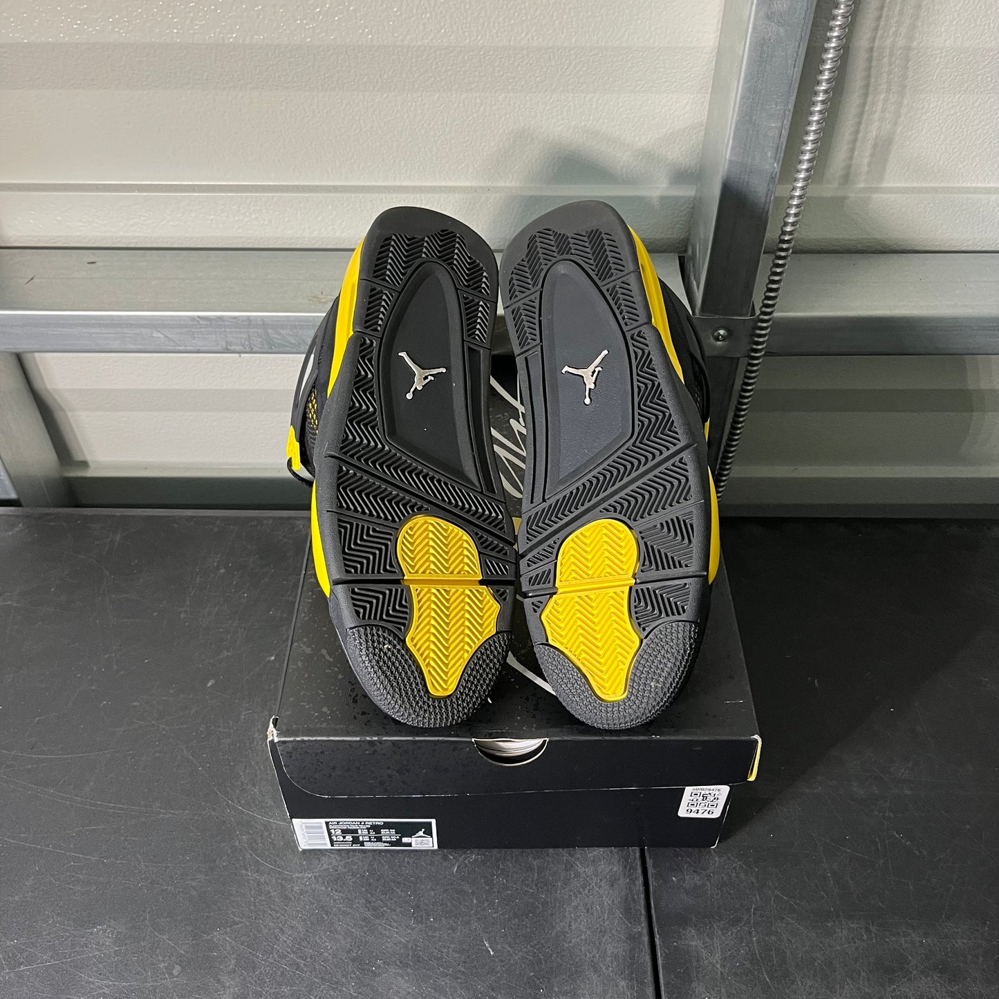 Size 12 - AJ 4 Thunder