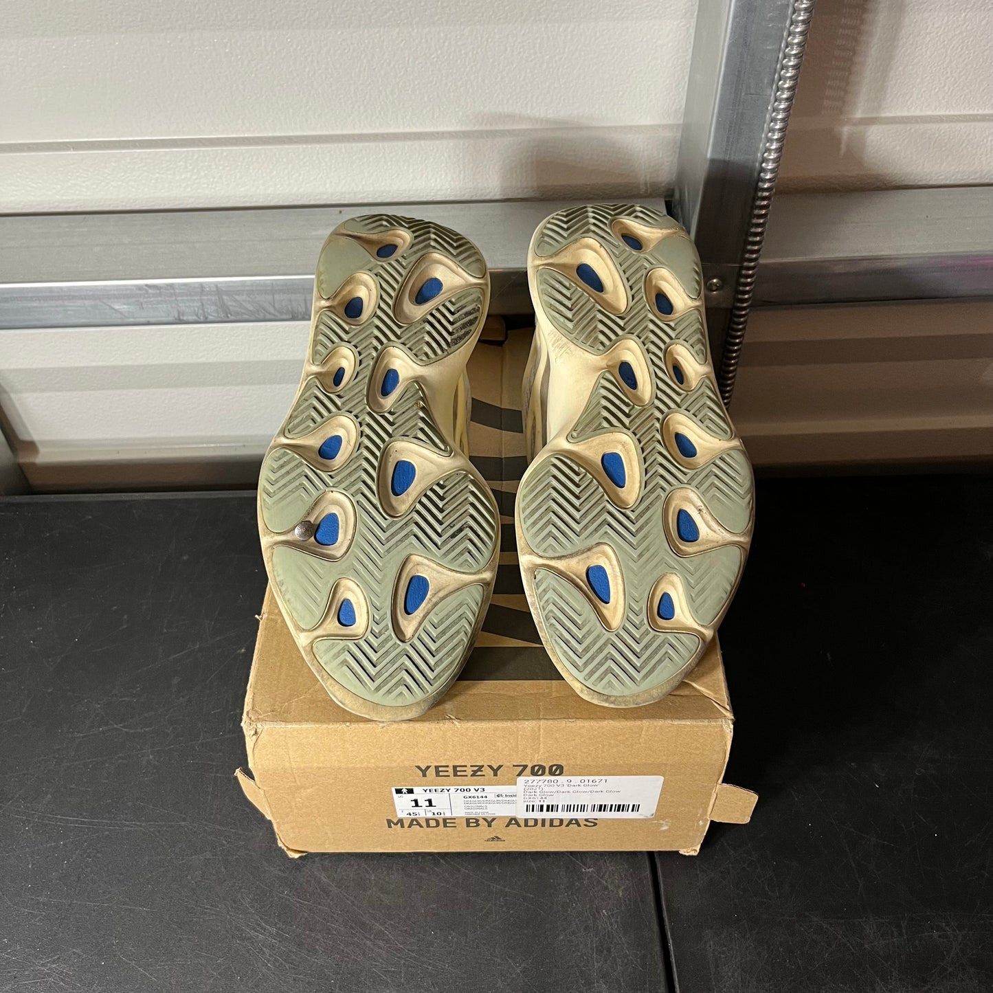Size 11 - Yeezy 700 Azael