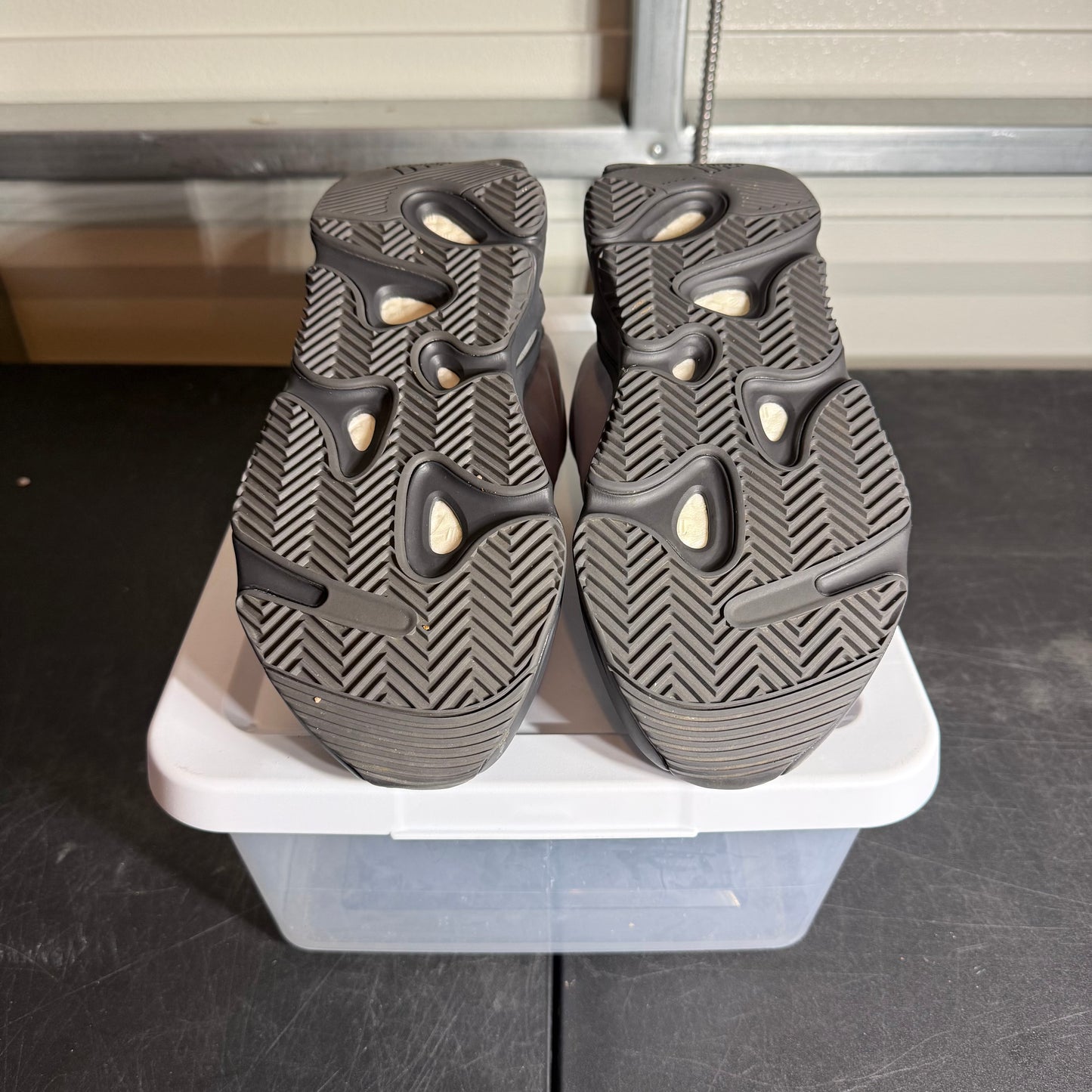 Size 8 - Yeezy 700 MNVN Geode
