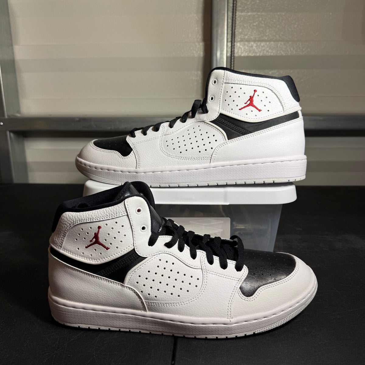 Size 12 - AJ Access White Black
