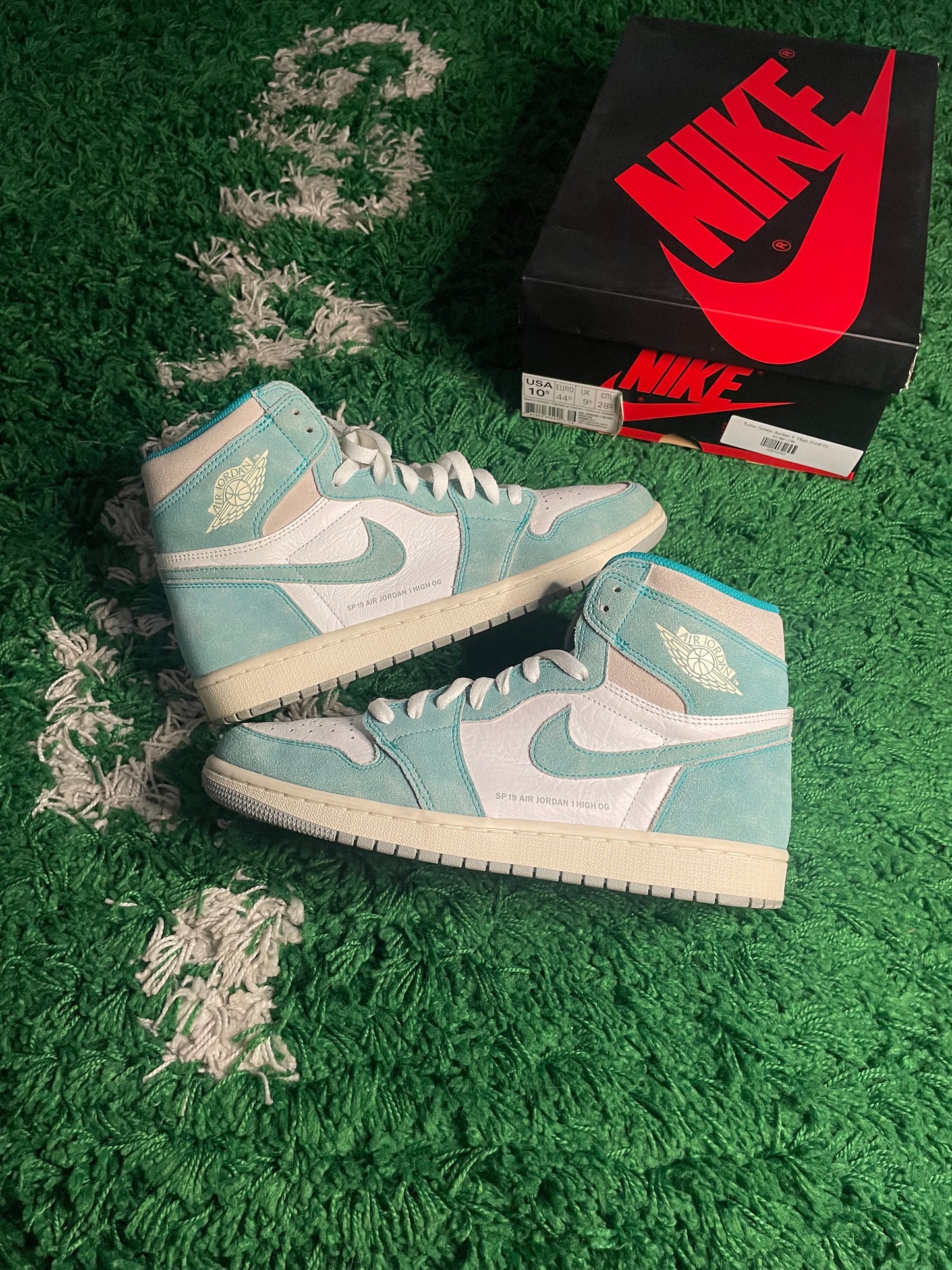 Size 10.5 - Jordan 1 Retro OG High Turbo Green