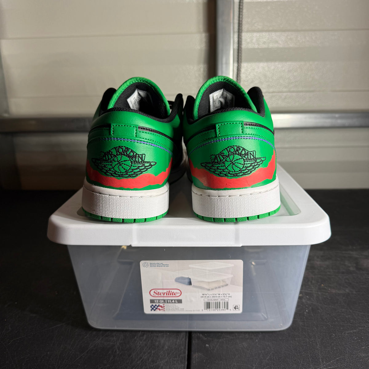 Size 13 - AJ 1 Low Black Lucky Green