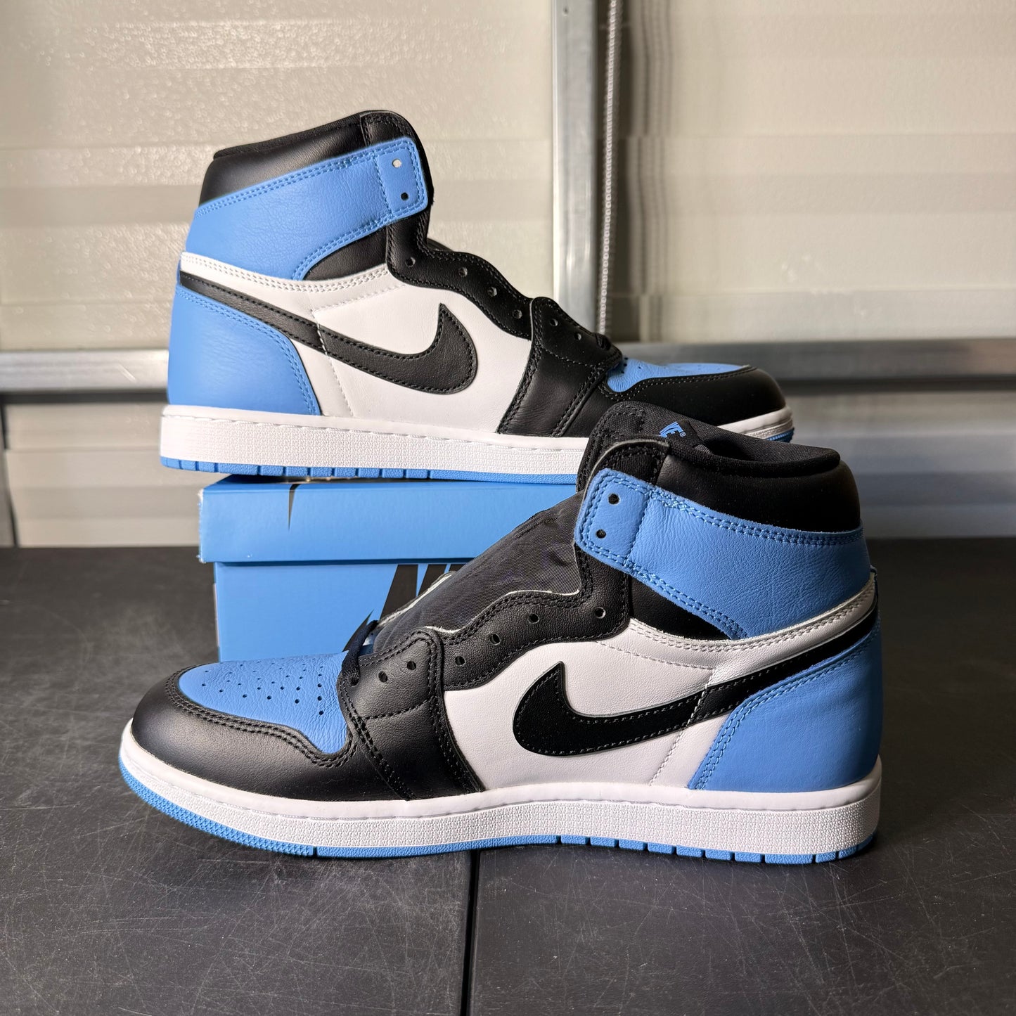 Size 11 - AJ 1 UNC Toe