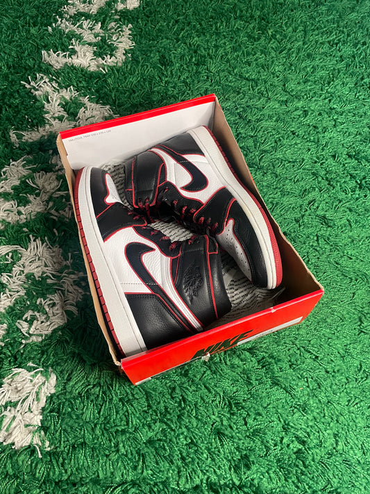 Size 10 - Jordan 1 Retro High OG Bloodline 2019