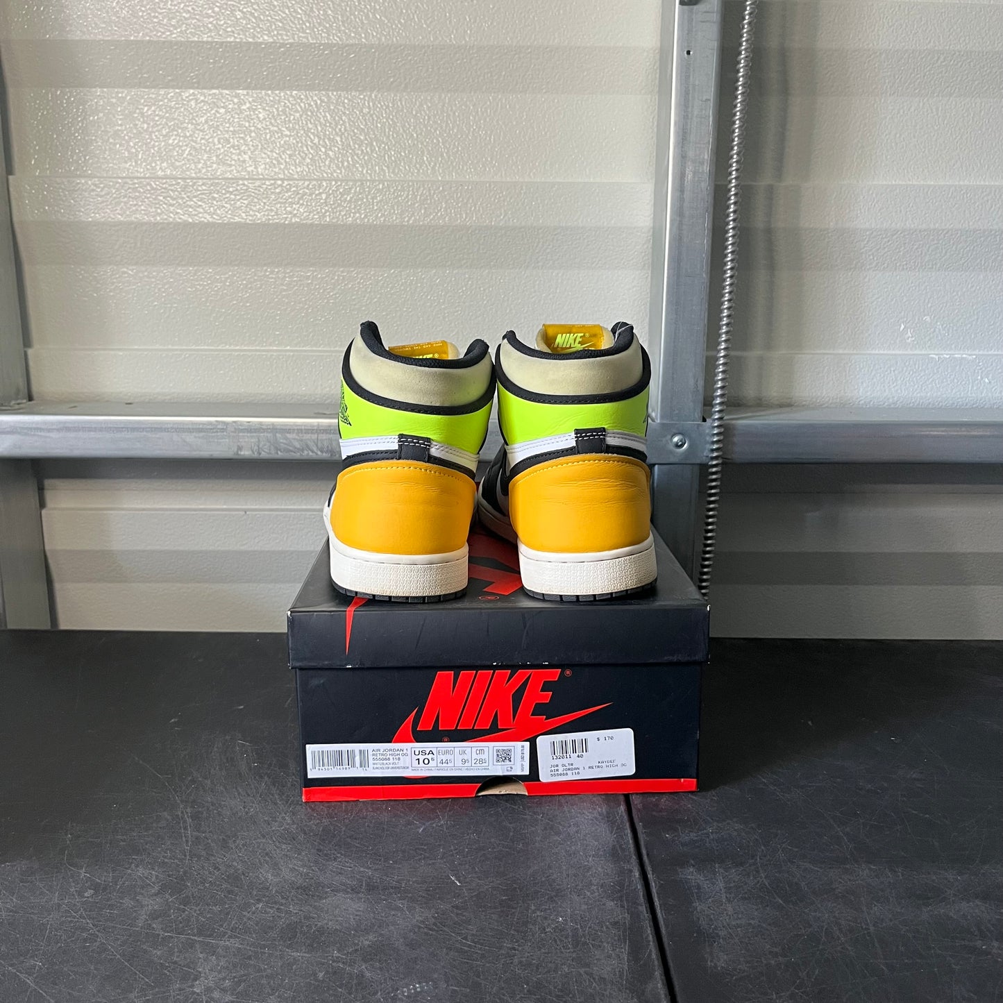 Size 10.5 - AJ 1 Volt Gold