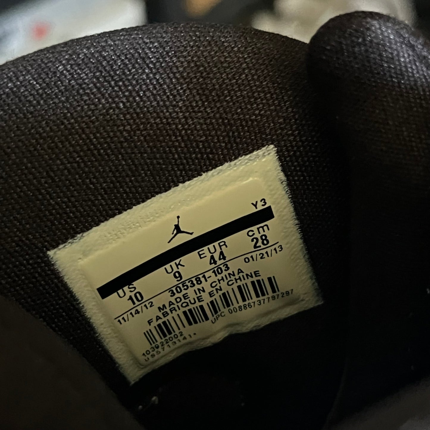 Size 10 - AJ 8 Bugs Bunny