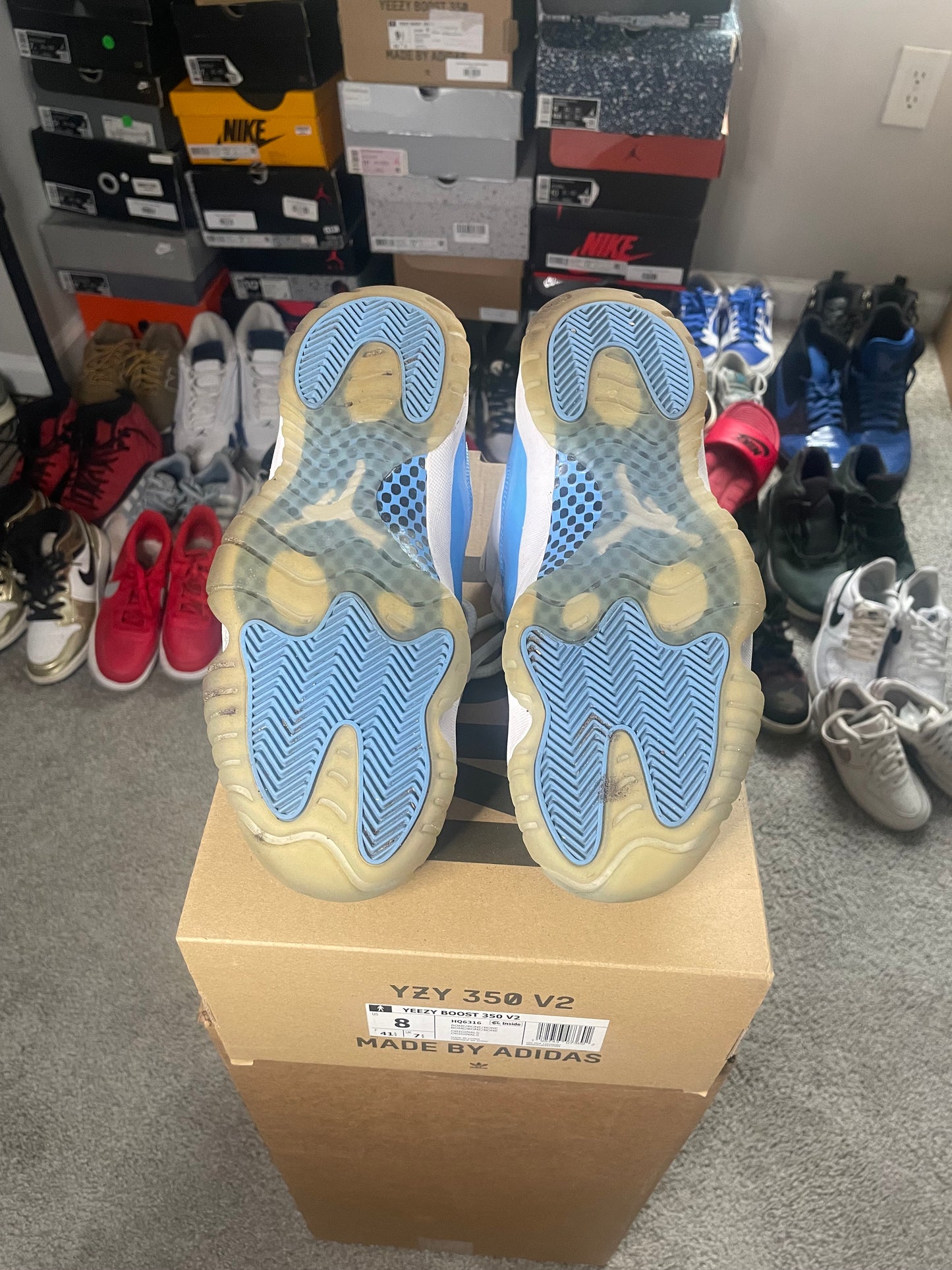 Size 8 - Jordan 11 Retro Low UNC 2017
