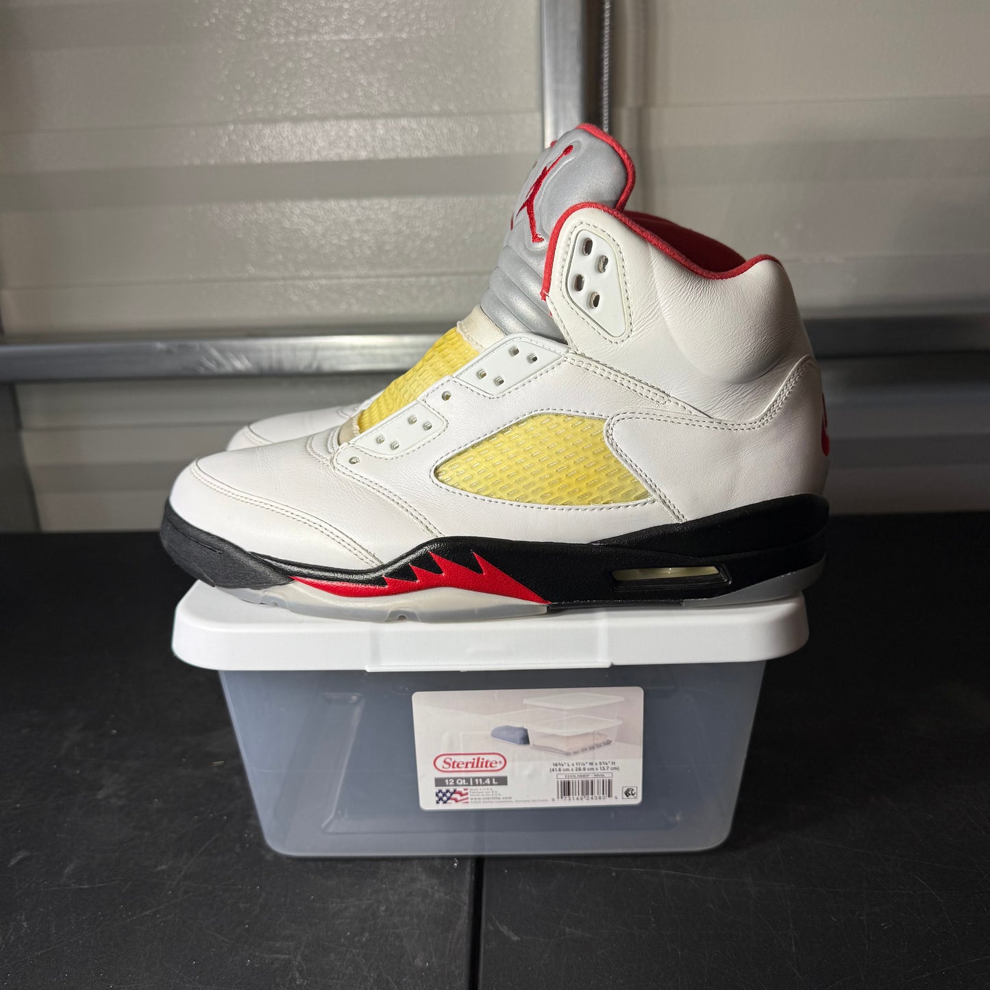 Size 10.5 - AJ 5 Fire Red
