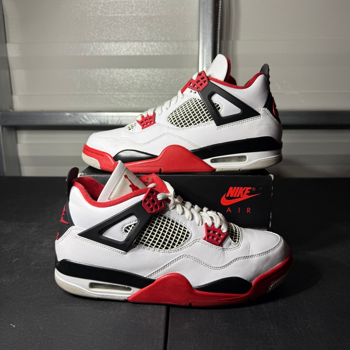 Size 10 - AJ 4 Fire Red
