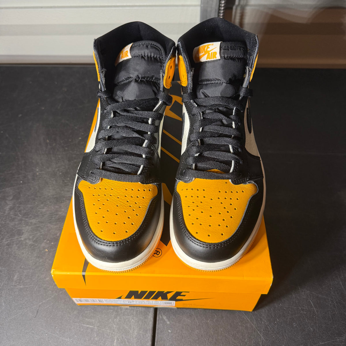 Size 8.5 - AJ 1 Taxi