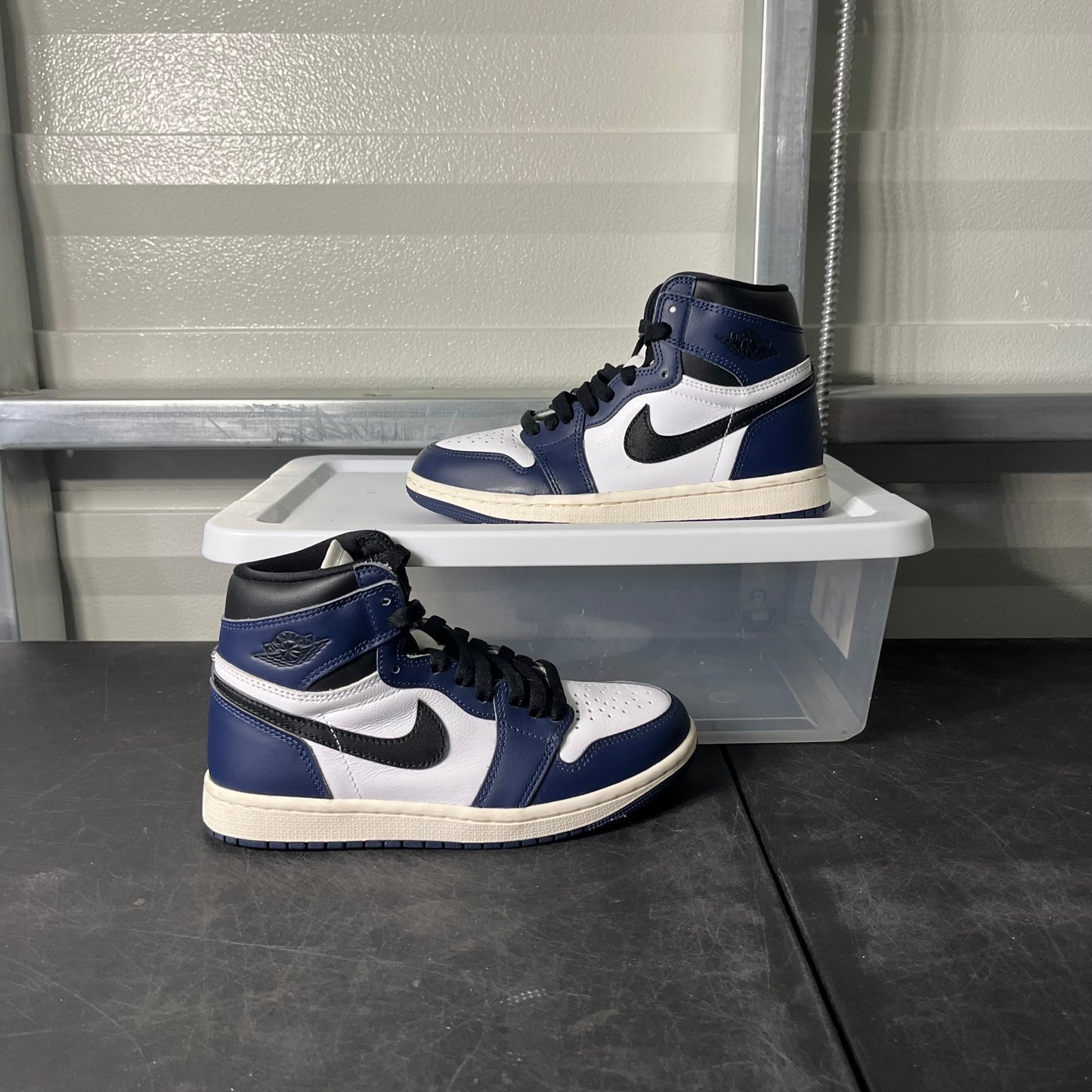 Size 5 - AJ 1 Midnight Navy