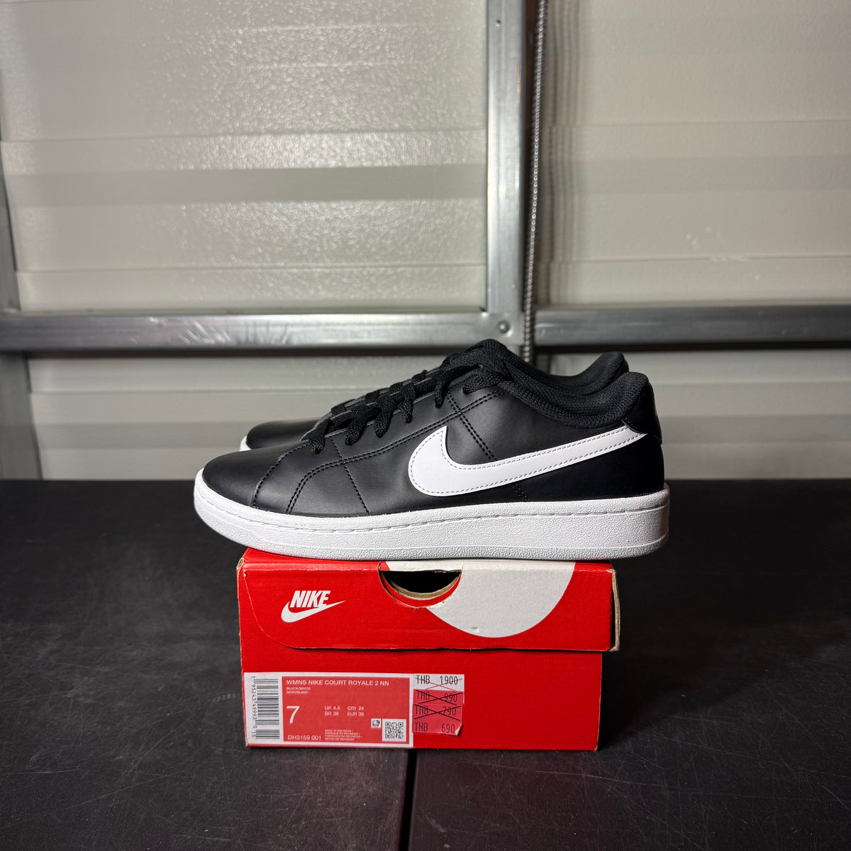 Size 8W - Nike Court Royale 2 Low Black/White