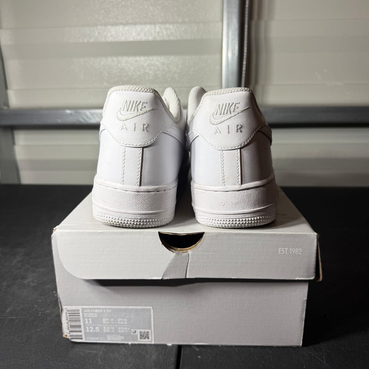 Size 11 - AF 1 Low White