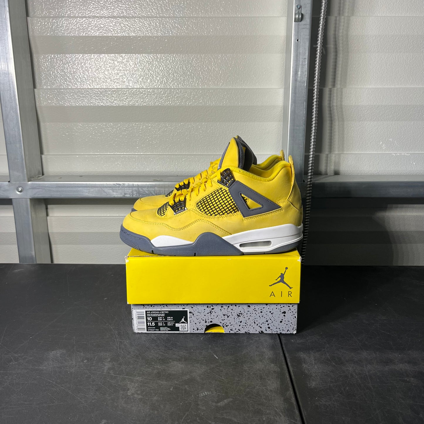 Size 10 - AJ 4 Lightning
