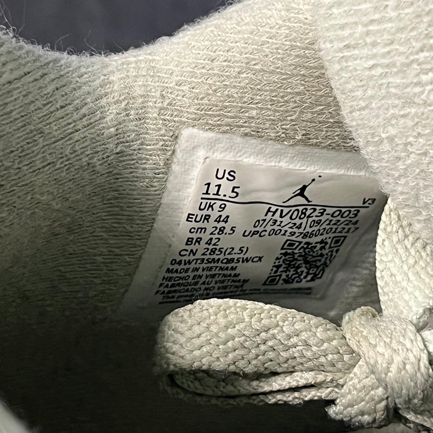 Size 11.5W - AJ 4 Seafoam