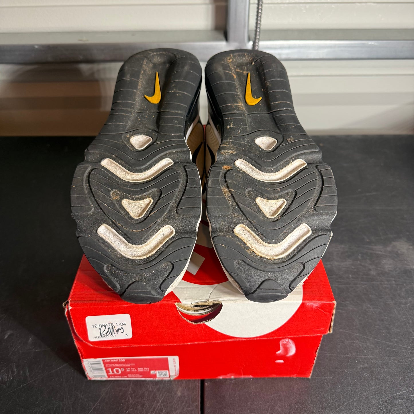 Size 10.5 - Air Max 200 Rasta