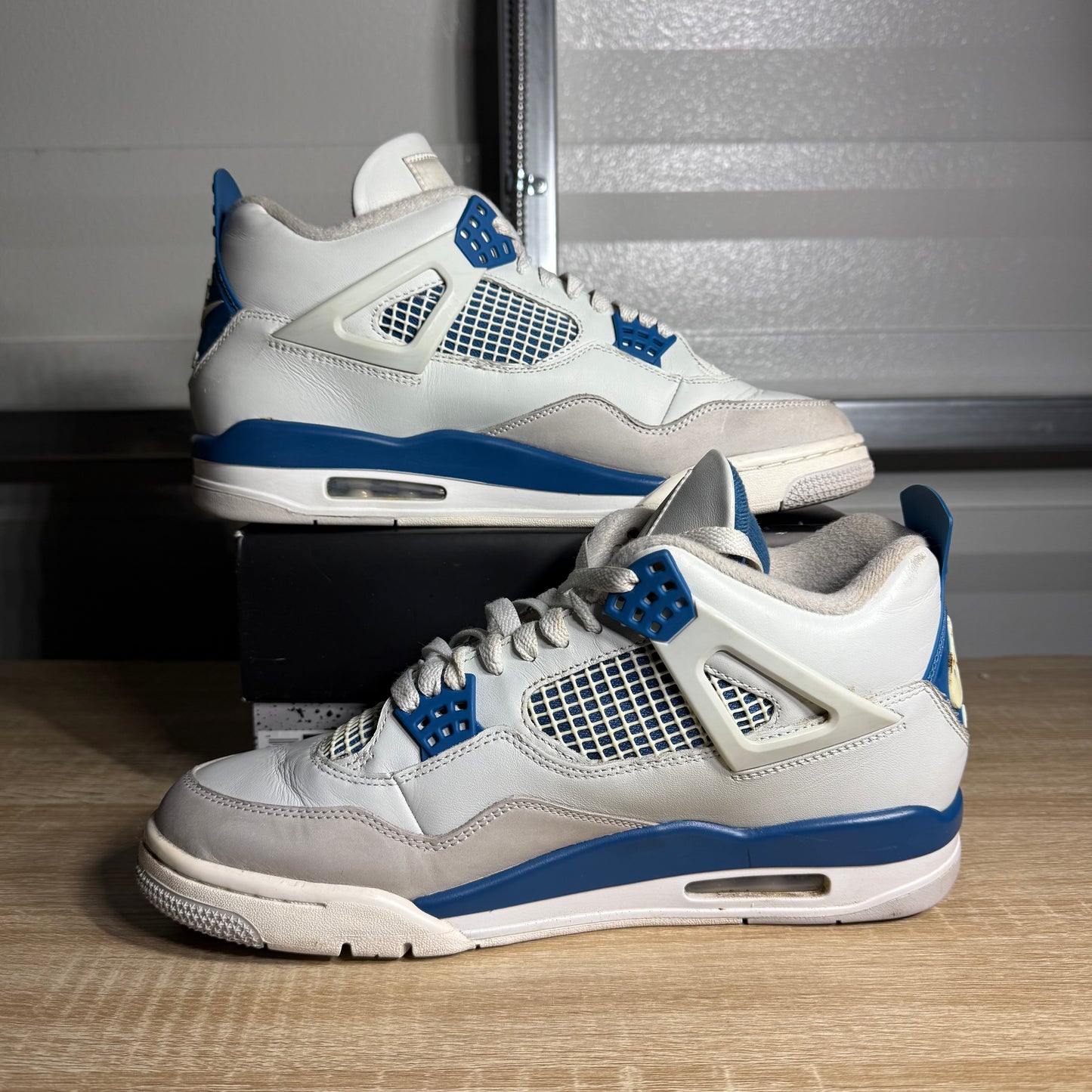 Size 10 - AJ 4 Military Blue