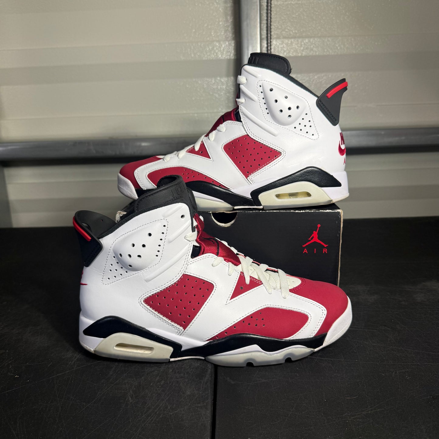 Size 8.5 - AJ 6 Carmine