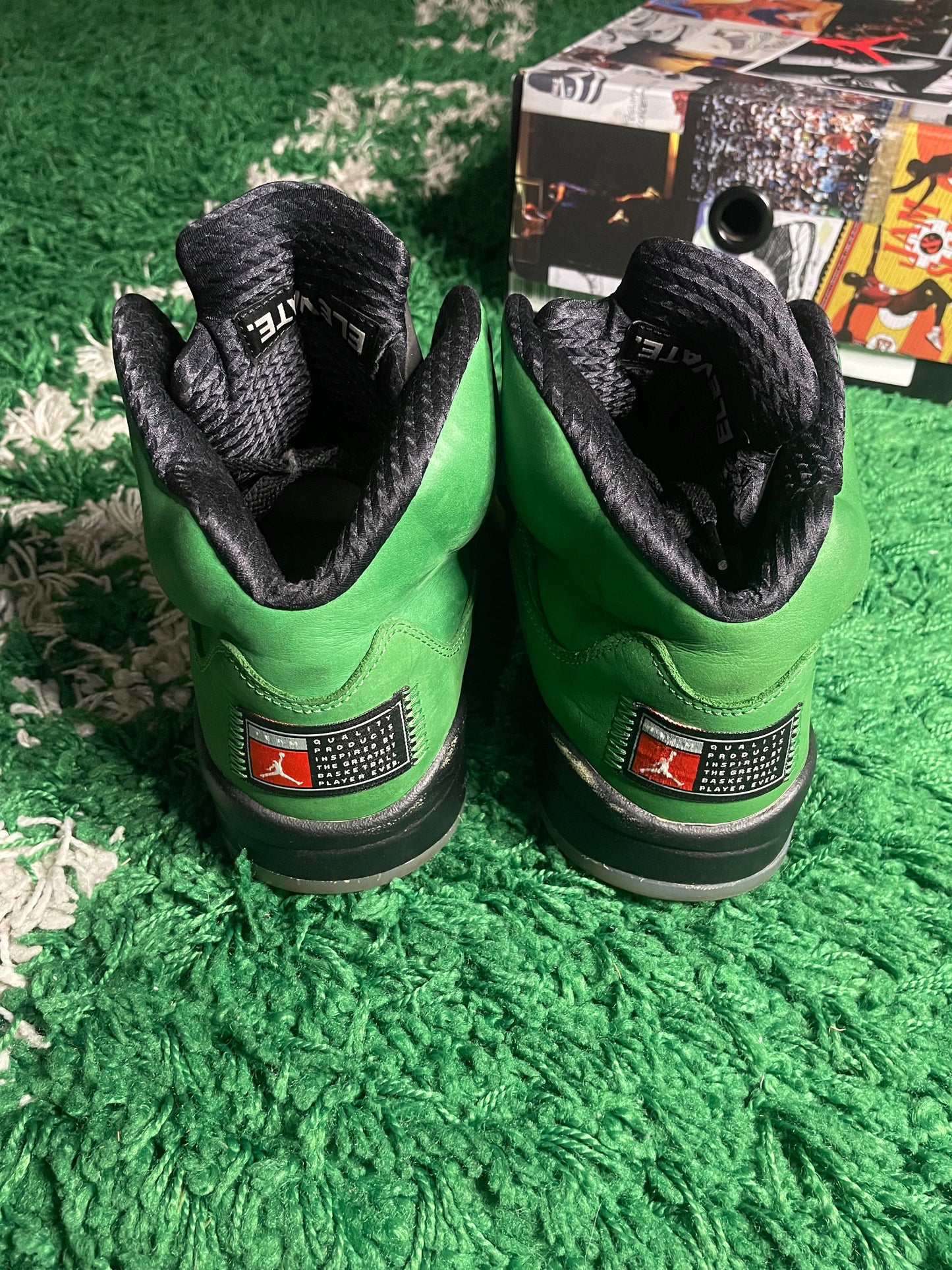 Size 11 - Jordan 5 Retro SE Oregon 2020