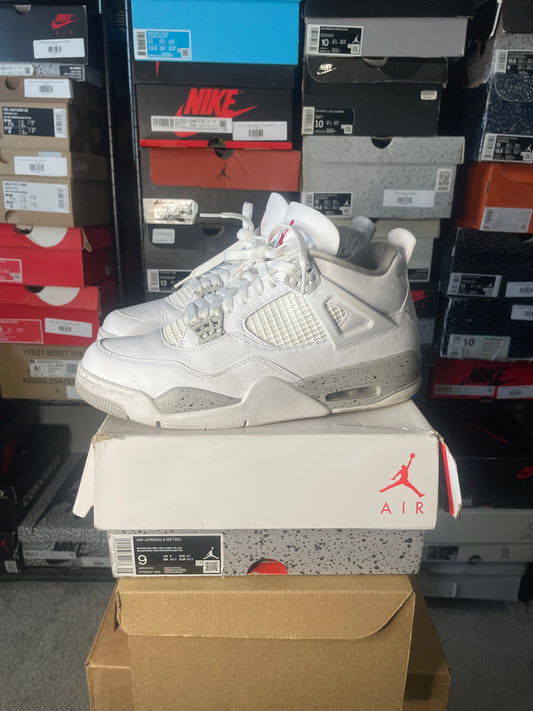 Size 9 - Jordan 4 Retro Mid White Oreo